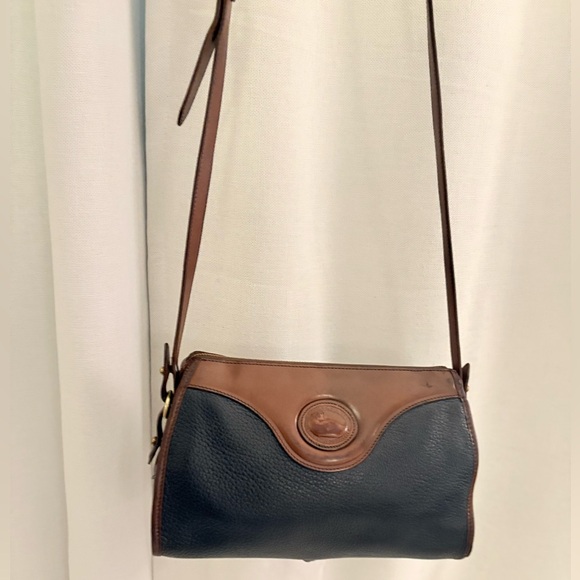 Vintage Dooney & Bourke AWL Crossbody Bag Navy British Tan Duck Logo Solid Brass - Picture 16 of 17